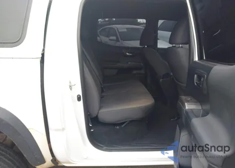 2017 Toyota Tacoma Trd Sport z USA, uszkodzony, nr VIN 3TMCZ5AN9HM102058